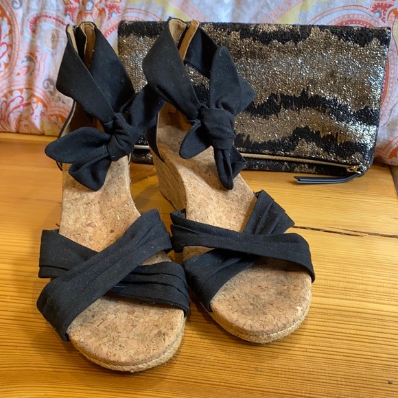 UGG Shoes - UGG • Bow Tie Espadrille